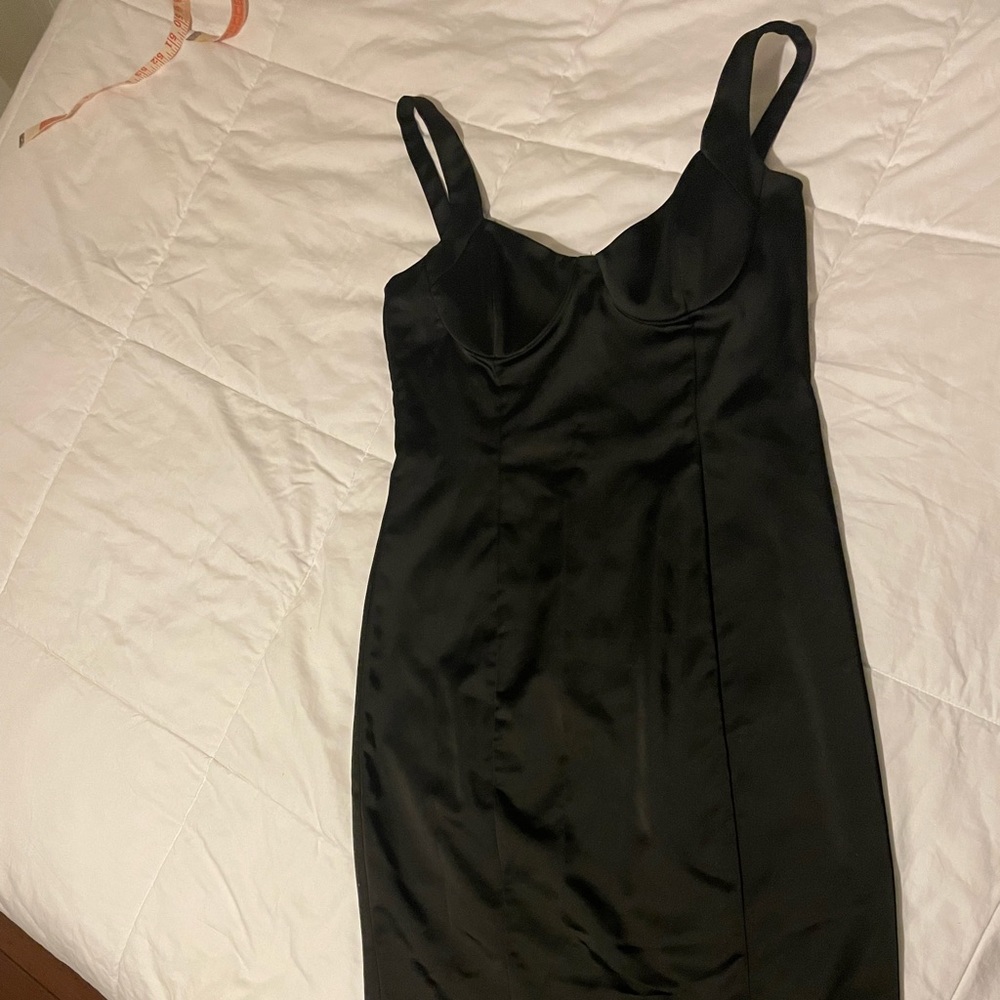 Black Zara cocktail dress, only worn a couple of times.